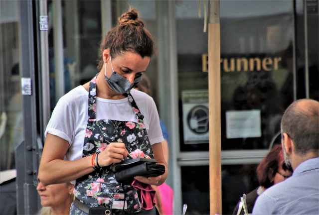 Waitress