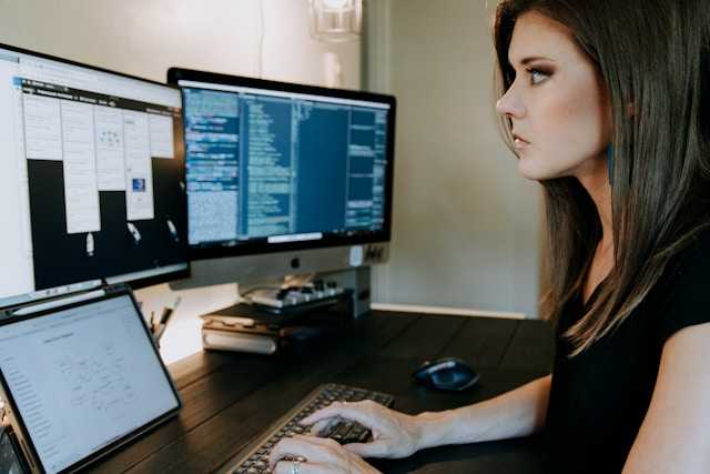 Woman Freelancer working on computer